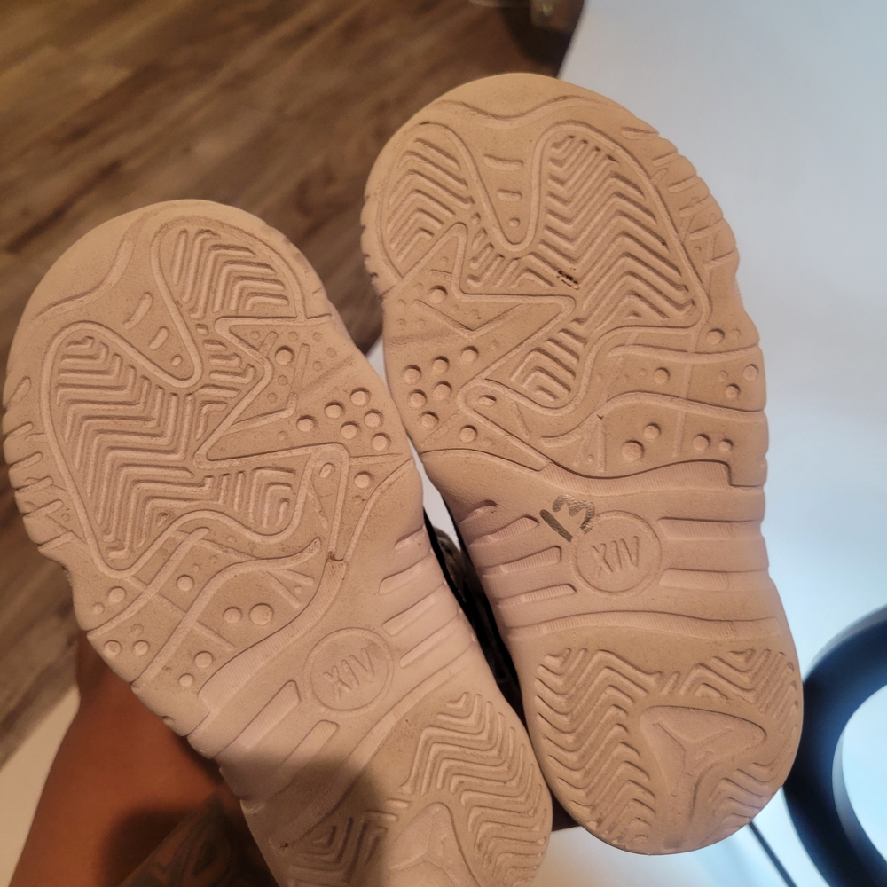 Jordan Jumpan Two Trey Size 9c In Kids - Picture 5 of 6